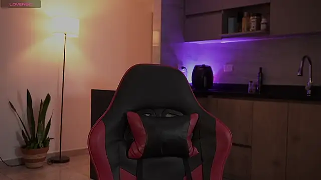 MarkHazze online show from February 4, 2026, 11:42 pm