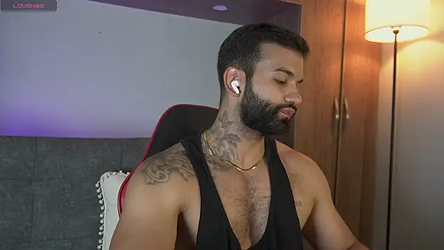 MarkHazze online show from March 26, 2026, 12:50 am