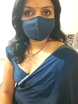 Snapshot of khushikhushi chatting on February 7, 2025, 5:18 pm khushikhushi online show from February 7, 2025, 5:18 pm