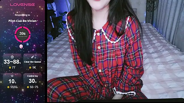  Viviann  online show from December 23, 2024, 7:52 pm