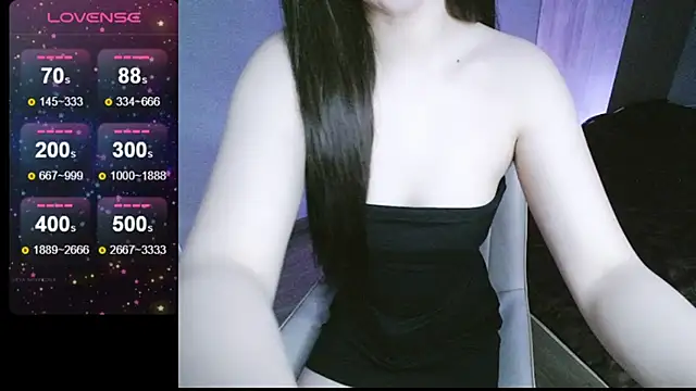  Viviann  online show from March 4, 2025, 4:20 pm