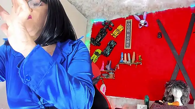 jena derboo online show from February 19, 2026, 10:33 am