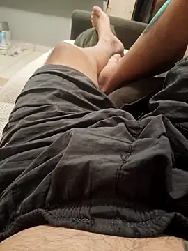 dredre1069 online show from April 17, 2026, 2:25 am