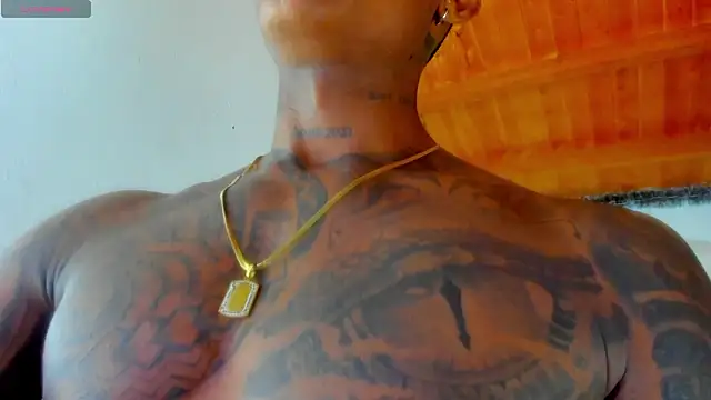 Snapshot of esteveen_ortegas_ chatting on February 12, 2026, 3:40 pm esteveen ortegas online show from February 12, 2026, 3:40 pm