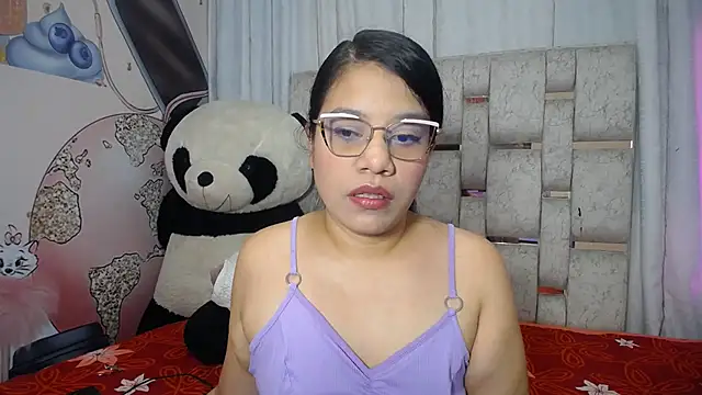 KEYRA-MILLER- online show from December 1, 2025, 2:49 am