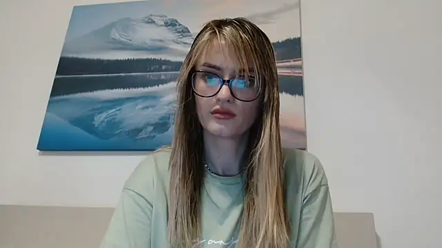 hotjessyca online show from March 10, 2025, 5:54 am