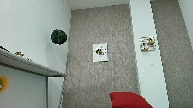 Cloeandtyfanny online show from March 22, 2025, 7:25 am