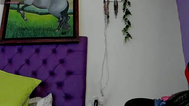 Cloeandtyfanny online show from June 27, 2026, 4:34 pm
