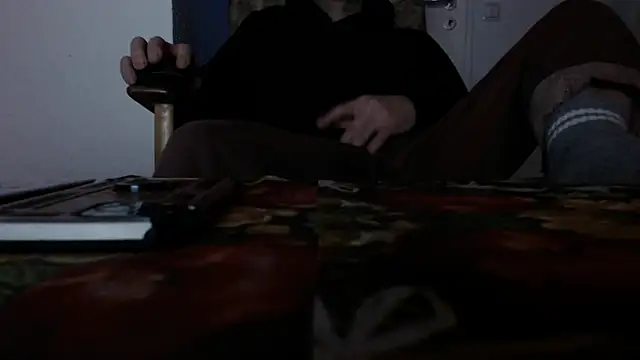 Snapshot of Cordt30 chatting on October 25, 2025, 4:24 pm Cordt30 online show from October 25, 2025, 4:24 pm