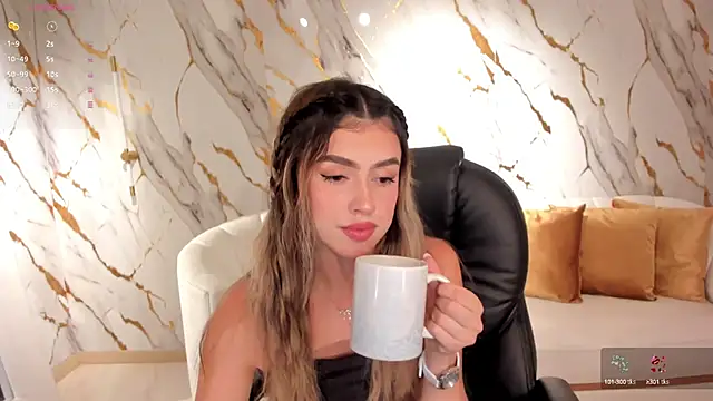 Snapshot of PaulinaSantos_ chatting on March 6, 2025, 7:21 pm PaulinaSantos online show from March 6, 2025, 7:21 pm