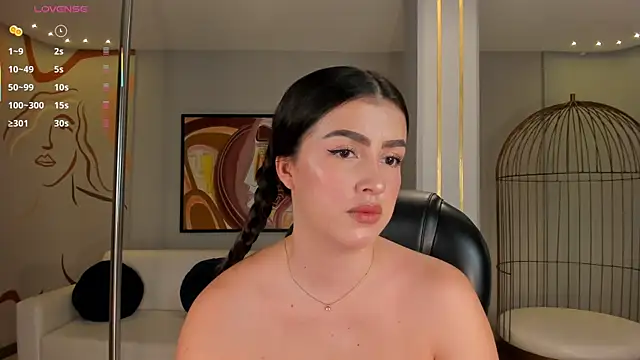 PaulinaSantos  online show from July 8, 2026, 7:29 pm