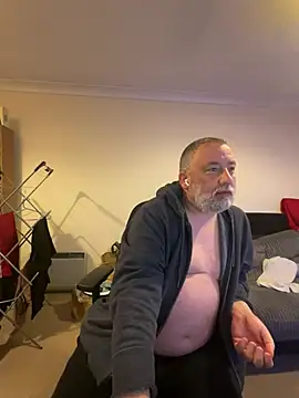 LondonTeffy online show from January 13, 2025, 10:13 pm