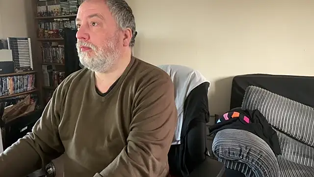 LondonTeffy online show from February 24, 2025, 12:37 pm