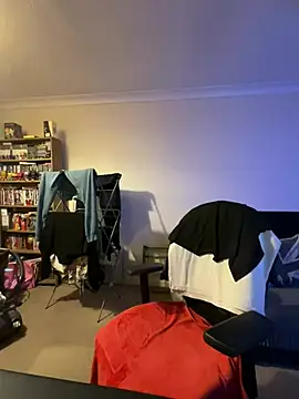 LondonTeffy online show from February 27, 2025, 10:53 pm