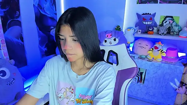 Snapshot of cutestephuwu chatting on December 28, 2024, 2:32 pm cutestephuwu online show from December 28, 2024, 2:32 pm