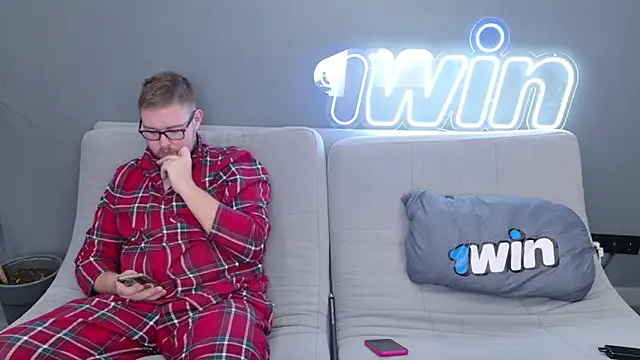 Ksenny online show from February 6, 2025, 3:48 am