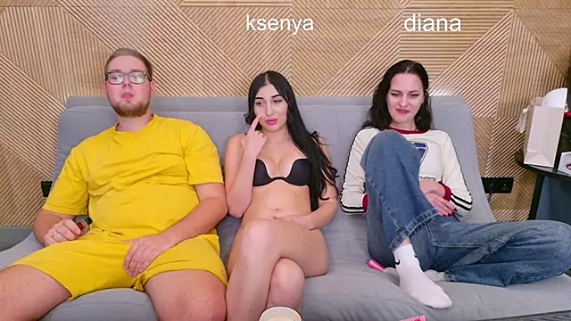 Ksenny online show from November 12, 2025, 5:35 pm