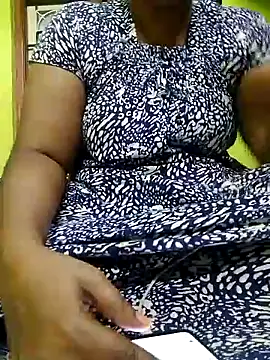 Tamilpriya46 online show from October 30, 2025, 5:46 pm