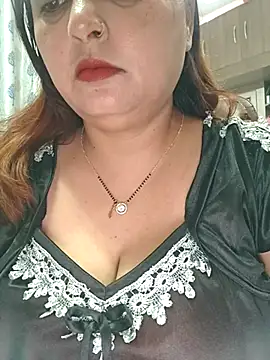 Dianaa9 online show from May 15, 2026, 8:21 am
