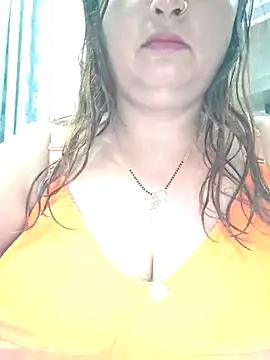 Dianaa9 online show from May 26, 2026, 7:04 am