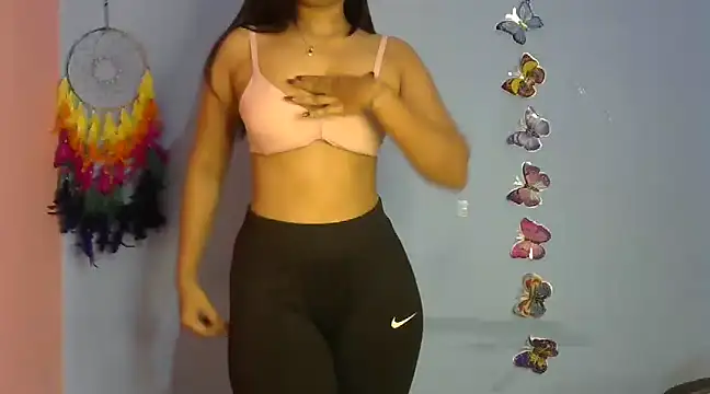 Snapshot of Black_cat_cutie chatting on December 26, 2024, 4:43 am Black cat cutie online show from December 26, 2024, 4:43 am