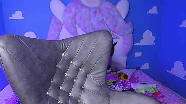 miss keisi online show from September 20, 2025, 6:31 pm