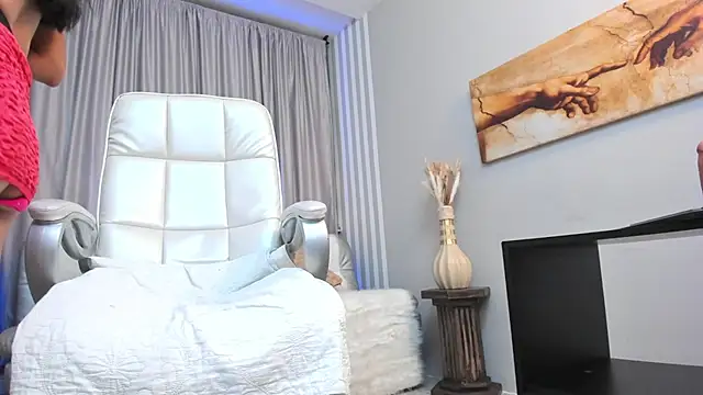 mariiana murillo01 online show from March 2, 2025, 1:38 pm