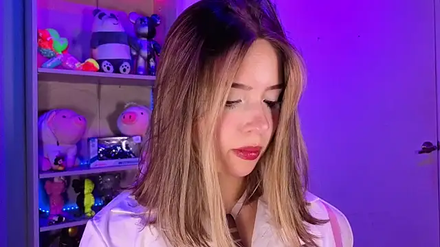 Snapshot of EmilyMiller_ chatting on April 27, 2026, 3:21 pm EmilyMiller online show from April 27, 2026, 3:21 pm