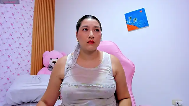 Soyqueen online show from May 30, 2026, 3:25 am