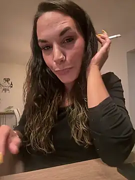 Snapshot of Lady_Knaller chatting on June 4, 2026, 7:53 pm Lady Knaller online show from June 4, 2026, 7:53 pm