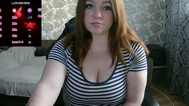 Snapshot of Sabrina_Poison chatting on February 12, 2025, 12:44 pm Sabrina Poison online show from February 12, 2025, 12:44 pm