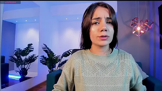 martina mancini online show from February 15, 2026, 12:36 pm