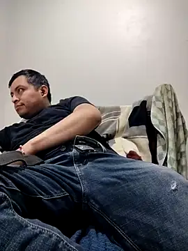 Potro23hotzen online show from February 7, 2026, 4:11 pm