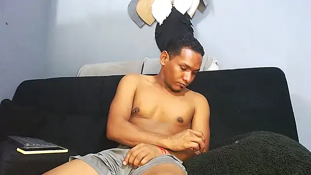 Grandeygruesa1 online show from December 17, 2025, 9:15 am