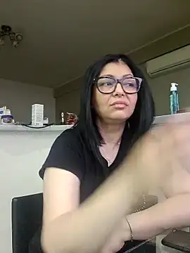 Milf Abigail online show from May 21, 2026, 3:35 am