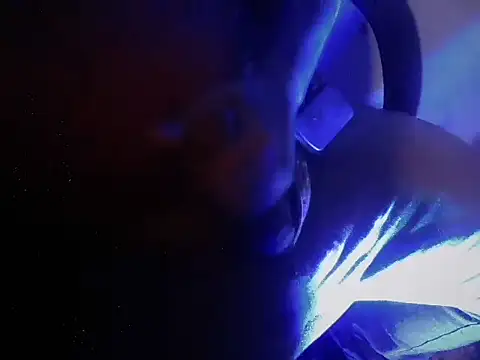 AlanDickson online show from October 3, 2025, 2:30 am