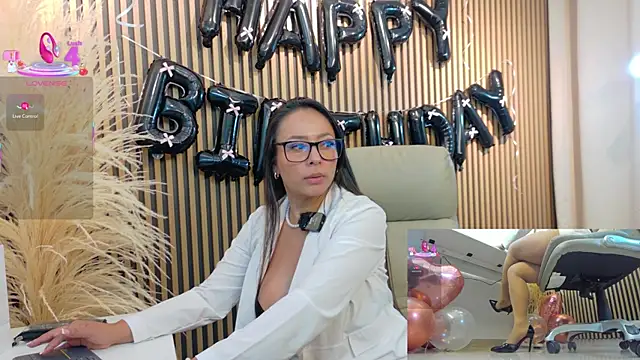 lulu 072 online show from November 12, 2025, 12:11 am