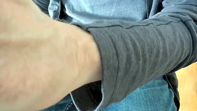 massive cum online show from February 10, 2025, 7:17 pm