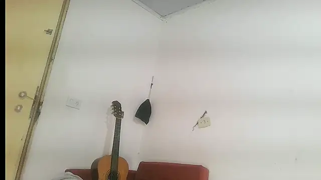 Snapshot of UncutToyBoy23cm chatting on November 7, 2025, 3:01 pm UncutToyBoy23cm online show from November 7, 2025, 3:01 pm