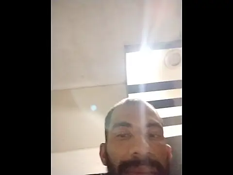 Snapshot of UncutToyBoy23cm chatting on December 20, 2025, 9:33 pm UncutToyBoy23cm online show from December 20, 2025, 9:33 pm