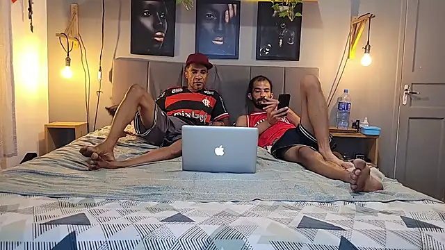 Snapshot of UncutToyBoy23cm chatting on January 9, 2026, 3:26 pm UncutToyBoy23cm online show from January 9, 2026, 3:26 pm