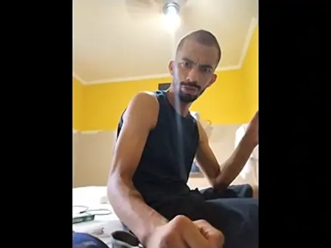 Snapshot of UncutToyBoy23cm chatting on January 13, 2026, 10:53 am UncutToyBoy23cm online show from January 13, 2026, 10:53 am