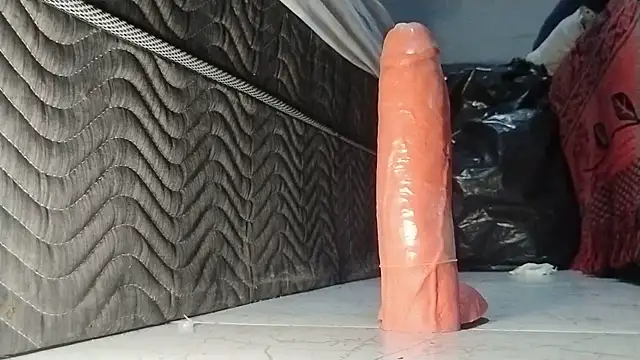 Snapshot of UncutToyBoy23cm chatting on February 24, 2026, 4:38 pm UncutToyBoy23cm online show from February 24, 2026, 4:38 pm