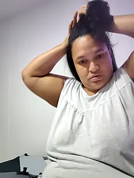 Snapshot of Mia_Adell_11 chatting on January 30, 2025, 3:44 am Mia Adell 11 online show from January 30, 2025, 3:44 am