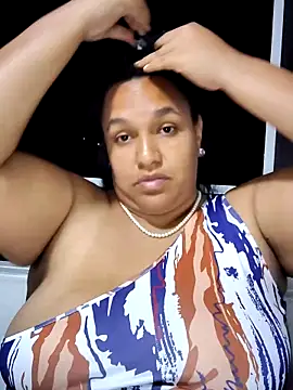 Snapshot of Mia_Adell_11 chatting on March 1, 2025, 2:37 am Mia Adell 11 online show from March 1, 2025, 2:37 am