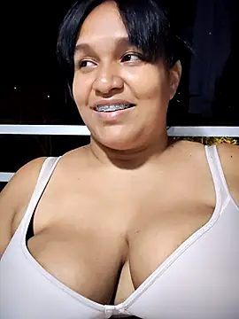 Snapshot of Mia_Adell_11 chatting on March 4, 2025, 1:45 am Mia Adell 11 online show from March 4, 2025, 1:45 am