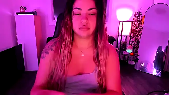 MelSaunders online show from November 22, 2025, 1:37 am