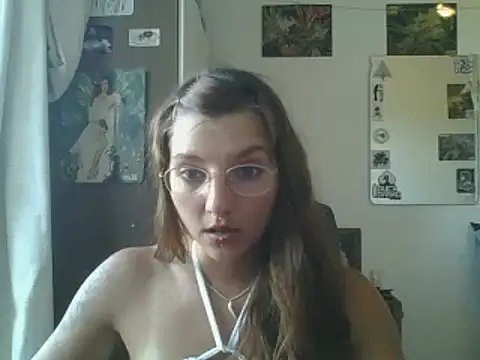 SweetyBabyDemon online show from March 6, 2025, 8:05 pm