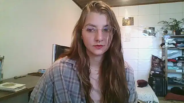 Snapshot of SweetyBabyDemon chatting on April 29, 2026, 2:21 pm SweetyBabyDemon online show from April 29, 2026, 2:21 pm