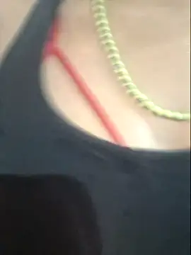 gatadeojosclaros online show from February 3, 2025, 1:41 am